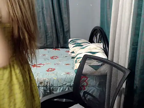 prettysam9 online show from 07-14-26, 09:47