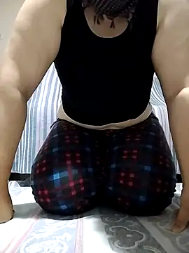 Snapshot of Sexbayan123 chatting on 01-08-26, 05:32 Sexbayan123 online show from 01-08-26, 05:32