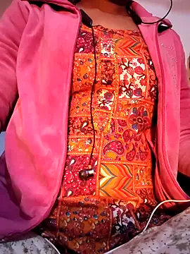 Snapshot of Hot-Rubyy chatting on 02-12-26, 08:53 Hot-Rubyy online show from 02-12-26, 08:53