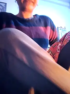 Snapshot of Hot-Rubyy chatting on 02-13-26, 03:35 Hot-Rubyy online show from 02-13-26, 03:35