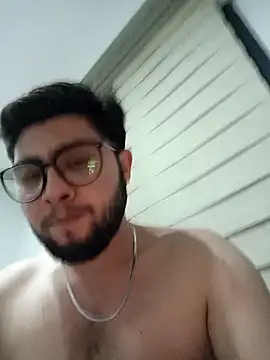 Mstfaavan64 online show from 02-05-26, 12:04