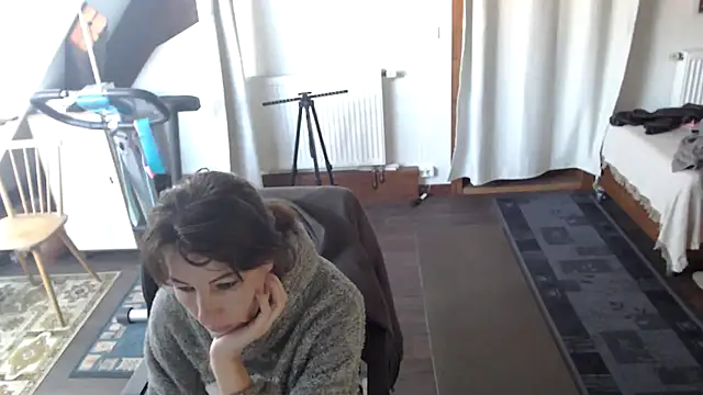 MissDyannis online show from 03-12-26, 08:09