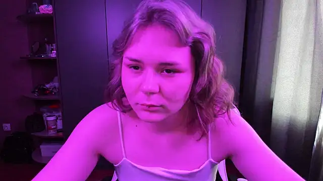 sophia lix online show from 11-11-25, 06:35