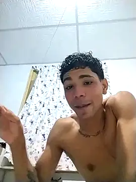 Snapshot of Alex_Sweeting chatting on 12-15-25, 02:27 Alex Sweeting online show from 12-15-25, 02:27