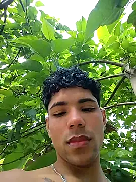 Snapshot of Alex_Sweeting chatting on 01-13-26, 06:57 Alex Sweeting online show from 01-13-26, 06:57