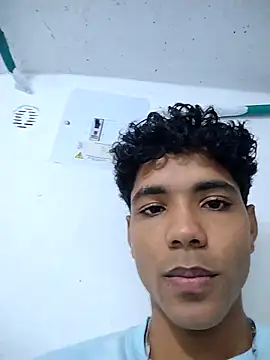 Snapshot of Alex_Sweeting chatting on 03-23-26, 05:22 Alex Sweeting online show from 03-23-26, 05:22