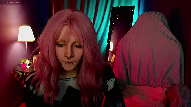 Snapshot of karkadeshk chatting on 04-01-26, 08:39 karkadeshk online show from 04-01-26, 08:39