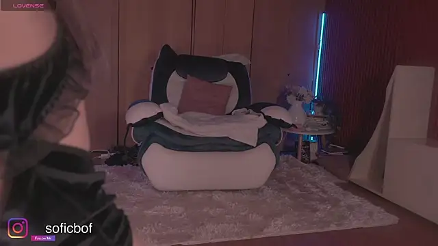 Snapshot of sofi_sc chatting on 12-15-25, 01:32 sofi sc online show from 12-15-25, 01:32