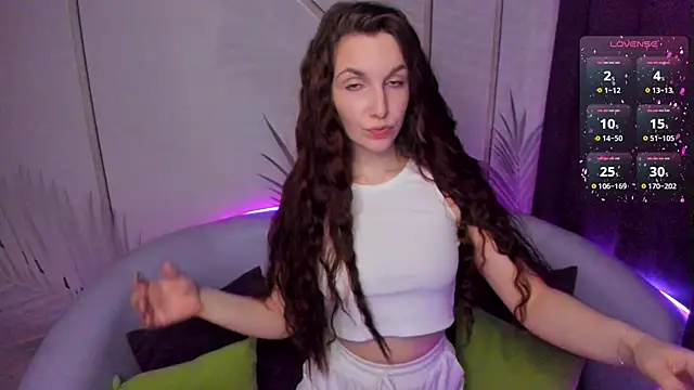 Snapshot of Eva__Blare chatting on 03-14-26, 02:06 Eva Blare online show from 03-14-26, 02:06