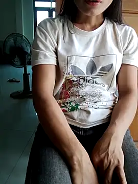 doggy-00 online show from 04-13-26, 07:36