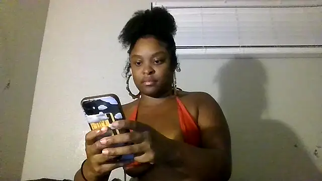 Snapshot of lavishsquirter_ chatting on 11-16-25, 09:15 lavishsquirter online show from 11-16-25, 09:15