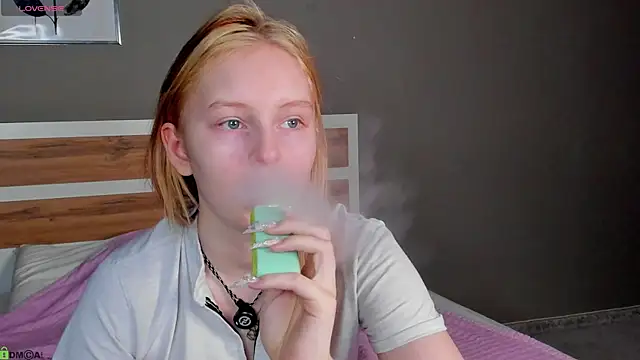AngelWisee online show from 06-19-26, 03:11