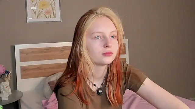 AngelWisee online show from 06-26-26, 03:11