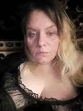 Lana-murr online show from 11-27-25, 06:48