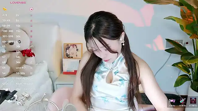 Yiluo95 online show from 06-29-26, 04:29