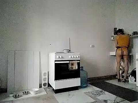 Snapshot of Anneta280671 chatting on 12-18-25, 08:42 Anneta280671 online show from 12-18-25, 08:42