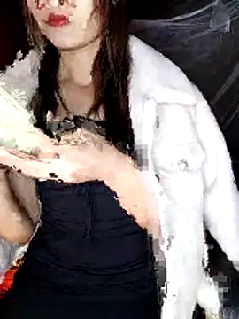 Em xinh01 online show from 02-02-26, 10:36