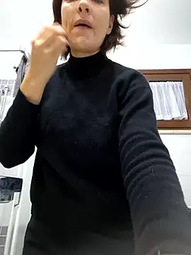 Piediniecollant online show from 01-16-26, 05:33