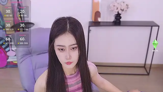 Snapshot of JoJo-ovo chatting on 11-12-25, 10:37 JoJo-ovo online show from 11-12-25, 10:37