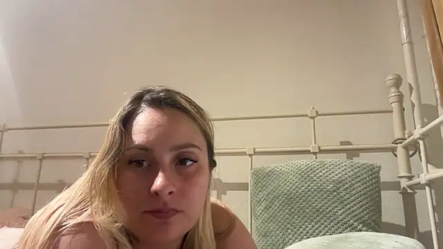 EngelHelene online show from 06-10-26, 07:13
