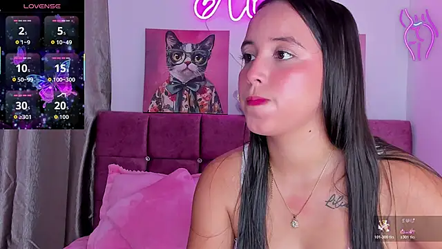 Snapshot of alissonsweet18 chatting on 11-12-25, 12:49 alissonsweet18 online show from 11-12-25, 12:49