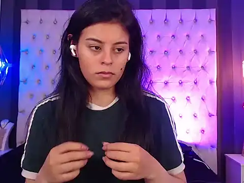 Camile Petite online show from 11-10-25, 07:46