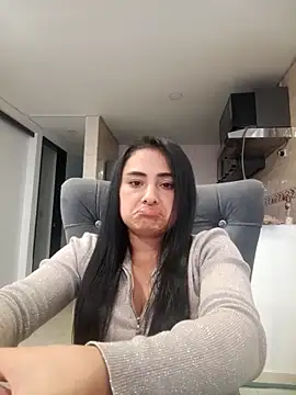 solandrea online show from 10-27-25, 09:52