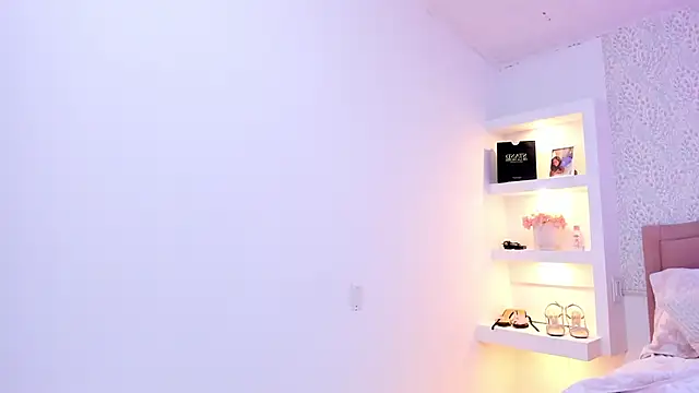 KatieBoison online show from 11-10-25, 07:46