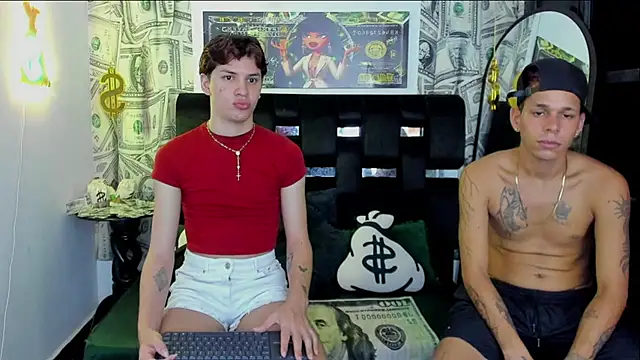 Snapshot of Magic_Duo chatting on 11-03-25, 11:33 Magic Duo online show from 11-03-25, 11:33