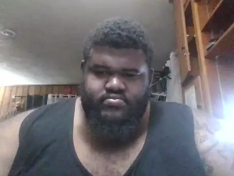 Snapshot of swolehammer chatting on 10-28-25, 12:47 swolehammer online show from 10-28-25, 12:47