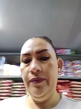 Snapshot of Adelgey-Michell chatting on 10-31-25, 12:06 Adelgey-Michell online show from 10-31-25, 12:06