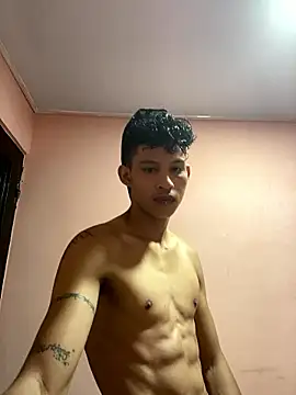 KamiSuarez online show from 01-11-26, 01:16