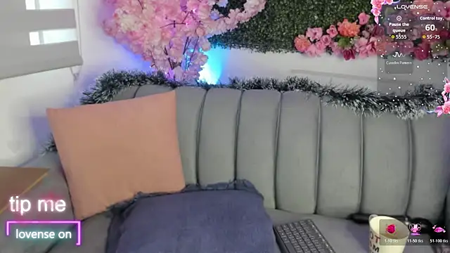 Snapshot of Doris_cruzz chatting on 01-07-26, 01:24 Doris cruzz online show from 01-07-26, 01:24