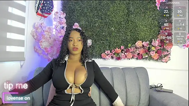 Snapshot of Doris_cruzz chatting on 01-14-26, 01:50 Doris cruzz online show from 01-14-26, 01:50