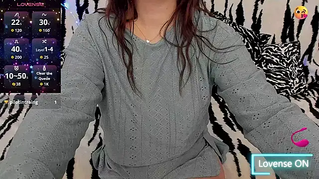 GlowMimi online show from 11-02-25, 10:45