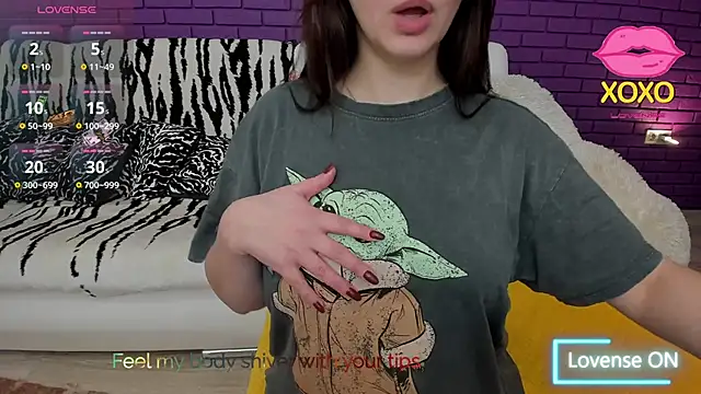 Snapshot of GlowMimi chatting on 03-14-26, 04:56 GlowMimi online show from 03-14-26, 04:56