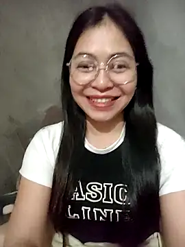 Bamboo-niee123 online show from 04-12-26, 05:29