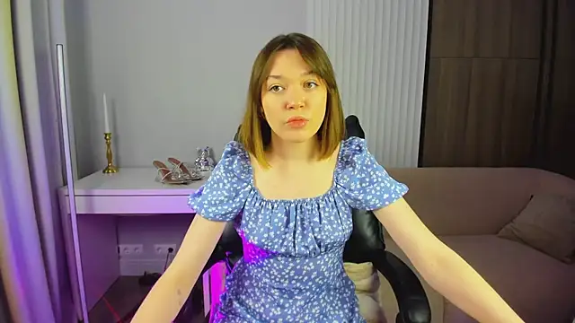 R I N A online show from 12-15-25, 12:59