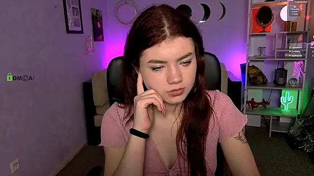 Snapshot of isabel_wave chatting on 06-08-26, 01:28 isabel wave online show from 06-08-26, 01:28