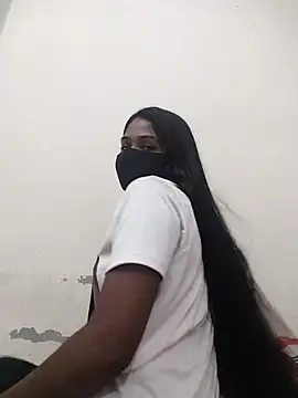 Snapshot of Green_LaDY66 chatting on 11-15-25, 01:25 Green LaDY66 online show from 11-15-25, 01:25