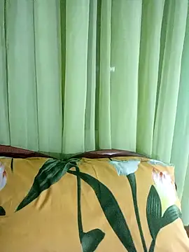 Esenia505 online show from 04-19-26, 02:33