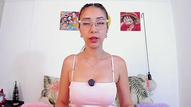 Snapshot of julialex_ chatting on 12-05-25, 06:37 julialex online show from 12-05-25, 06:37