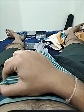 Snapshot of SentScruples chatting on 12-02-25, 08:26 SentScruples online show from 12-02-25, 08:26