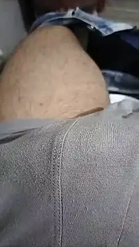 Snapshot of SentScruples chatting on 03-25-26, 06:58 SentScruples online show from 03-25-26, 06:58