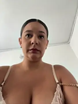 AmaraMyst online show from 12-17-25, 05:30