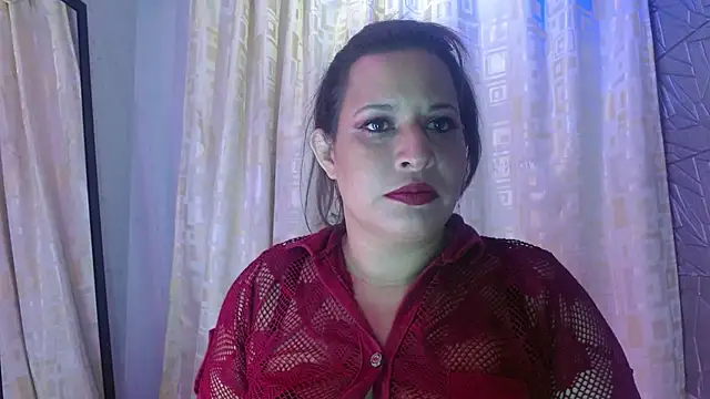 Camille Sinclair online show from 11-21-25, 02:32