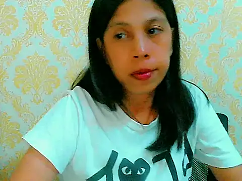 nhicole4u online show from 11-01-25, 02:08