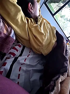 Roomhot404f online show from 04-19-26, 11:07