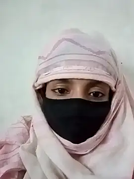 Quenn-Jiya752 online show from 11-04-25, 09:52