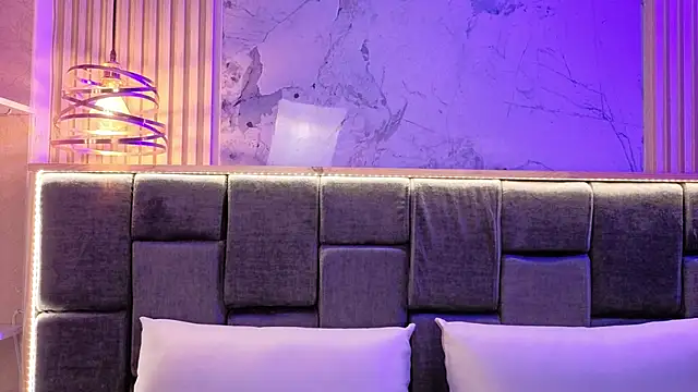 Im-Lola online show from 11-06-25, 07:37